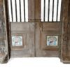 H3 Porta antica con inserti in ceramica