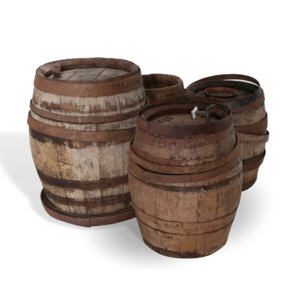 l Set 4 Botti da Birra Antiche - Fascino Rustico e Storia Artigianale