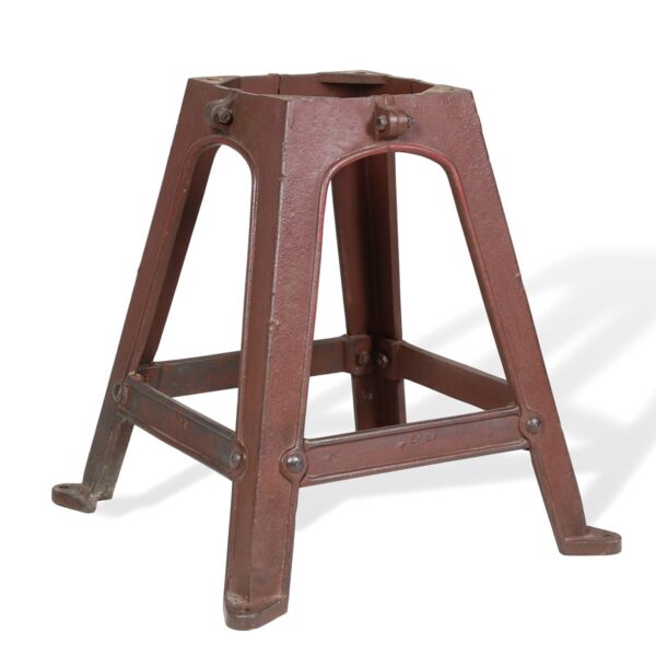 basamento-vintage-per-tavolo-in-ghisa